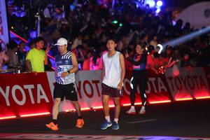 BIB: 
                            <button type="button" onclick="openModal(23329997)" class="btn btn-primary btn-sm float-right btn-popup" data-toggle="modal" data-target=".modal-high-quality">
                        <i class="fas fa-shopping-cart"></i> Add to Cart
                    </button>
                                            <button type="button" onclick="isThisMe(23329997, true)" class="btn btn-success btn-sm float-right btn-popup btn-isme hidden" data-toggle="tooltip" data-placement="bottom" title="นี่คือรูปของคุณใช่ไหม คลิกที่นี่เพื่อเอาเข้าอัลบั้ม">
                        <i class="fas fa-plus"></i> Add to album
                    </button>
                    <button type="button" onclick="isThisMe(23329997, false)" class="btn btn-warning btn-sm float-right btn-popup btn-isnotme hidden">
                        <i class="fas fa-ban"></i> Remove from album
                    </button>